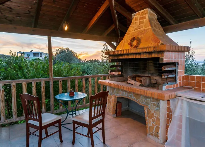 Acasa Comfort House بيت للعطل Zipárion